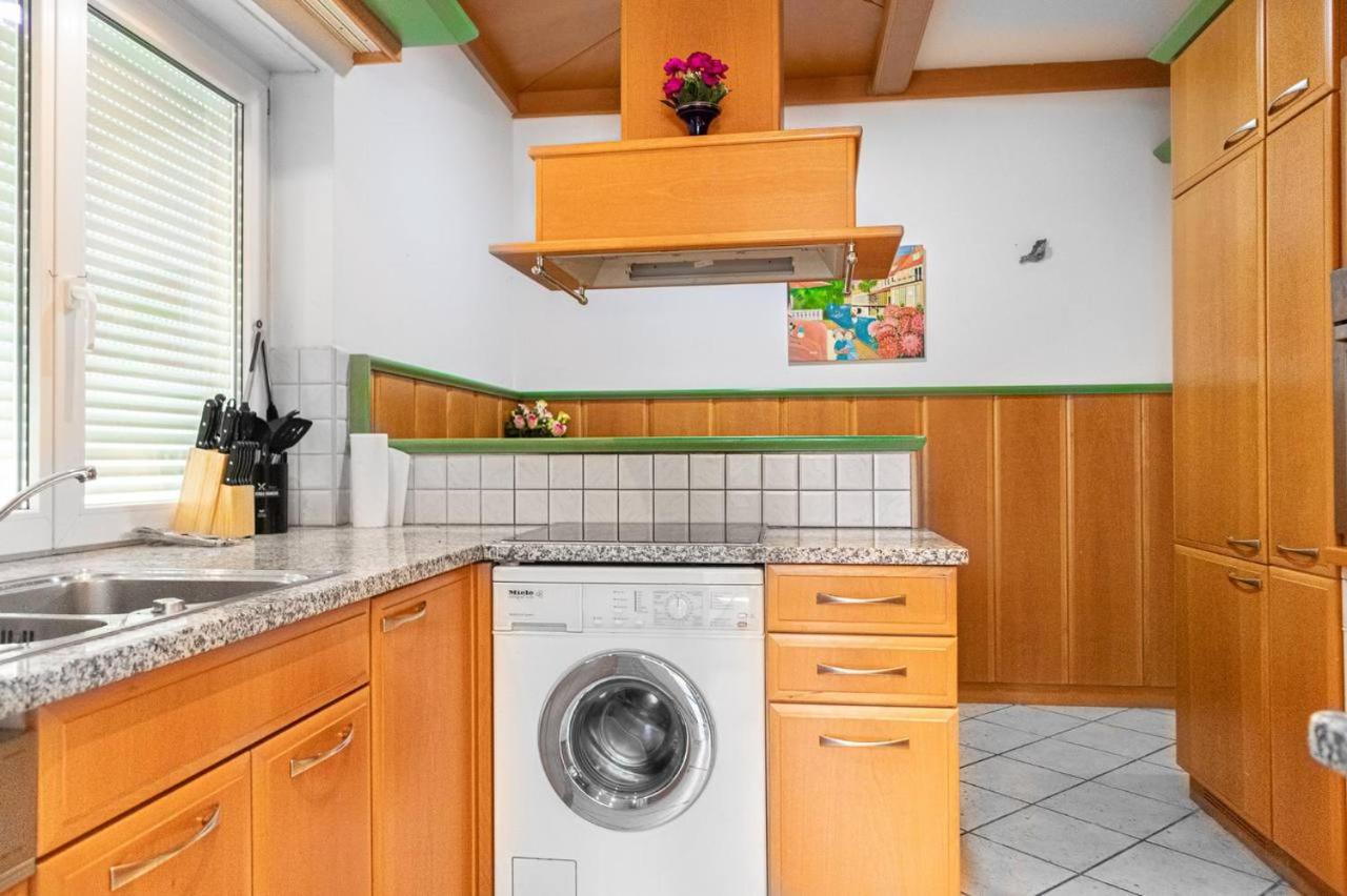Privatunterkunft Comfortable In A Beautiful House Gd *