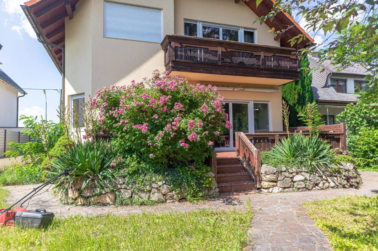 Privatunterkunft Comfortable In A Beautiful House Gd *