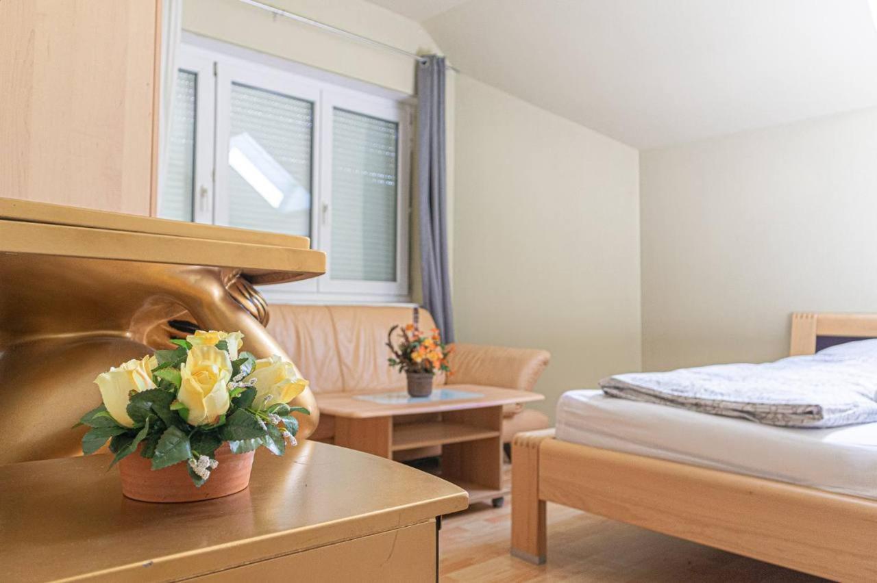 Privatunterkunft Comfortable In A Beautiful House Gd *