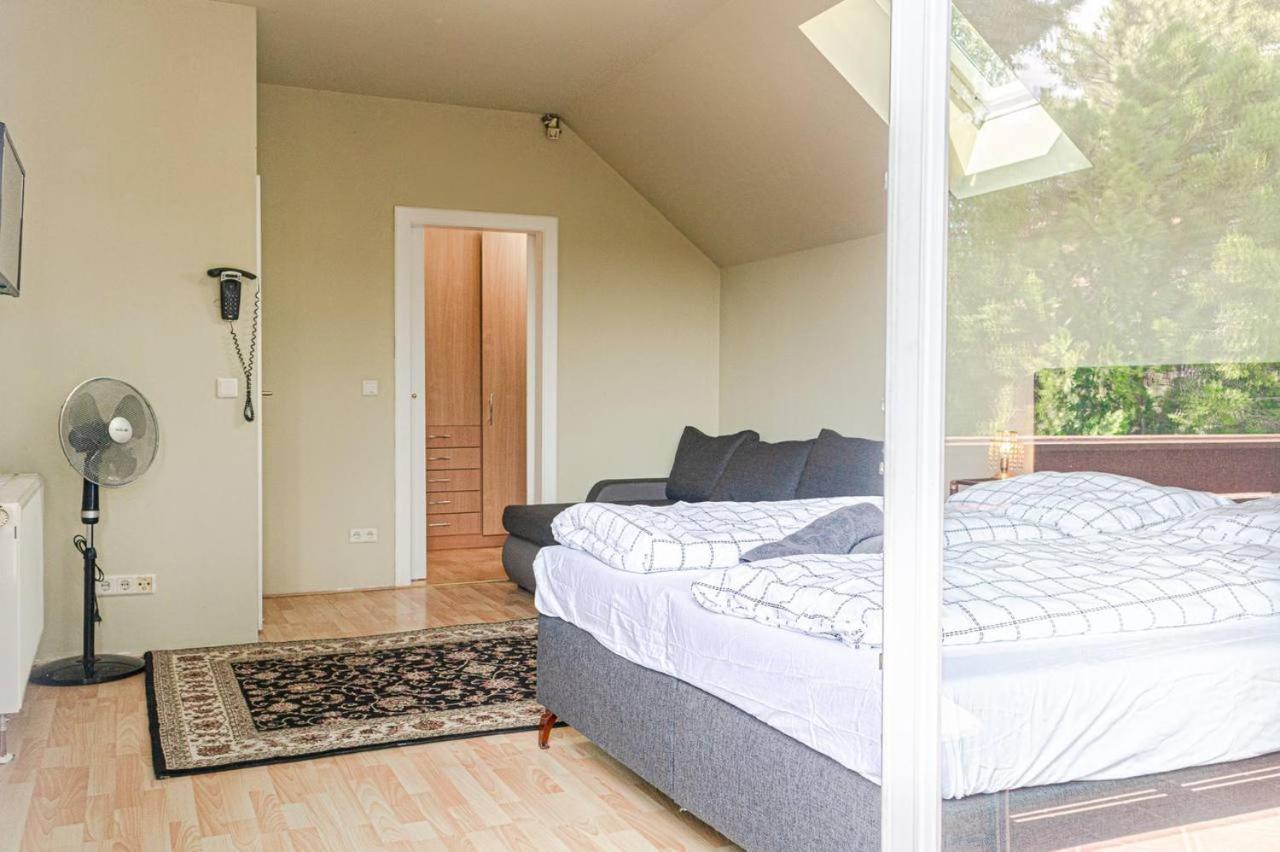 Privatunterkunft Comfortable In A Beautiful House Gd